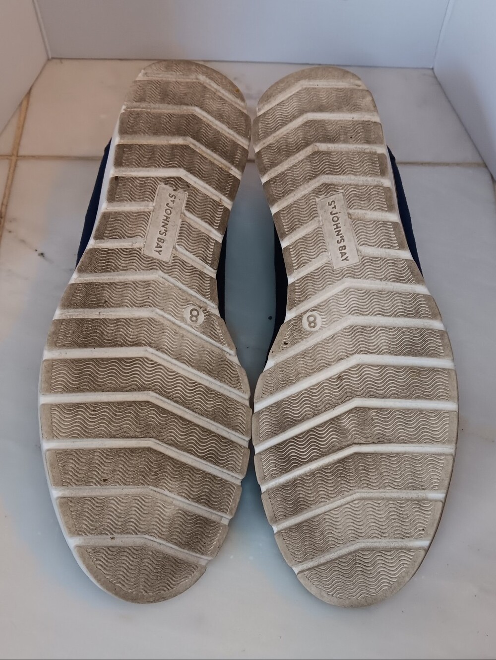 St John's Bay Women's Barrow Suede Loafers - Picture 5 of 7